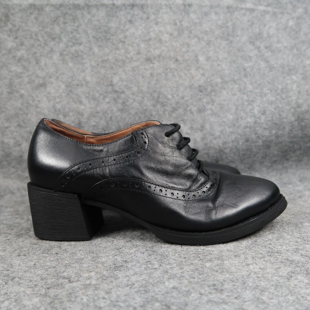 Tata Shoes Womens 5.5 Oxford Booties Block Heel Black Leather Fashion Lace Up